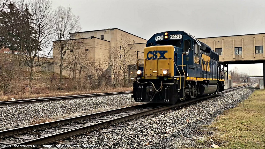 But first the CSX 6425 makes a move at University St.